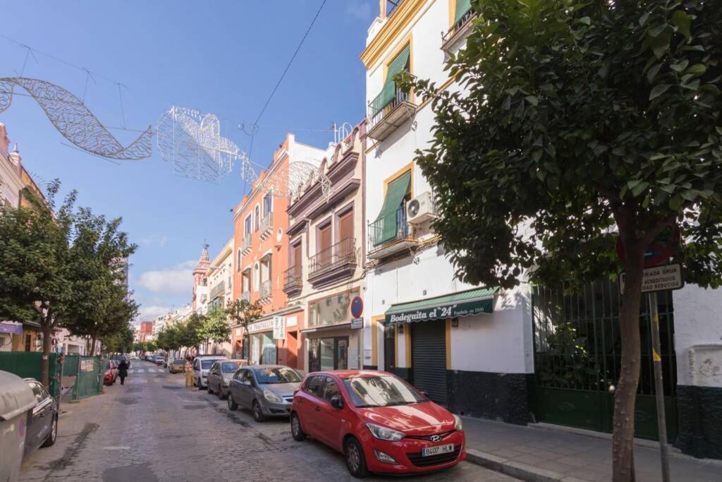 Castilla Triana Courtyard By Valcambre Seville Exterior photo