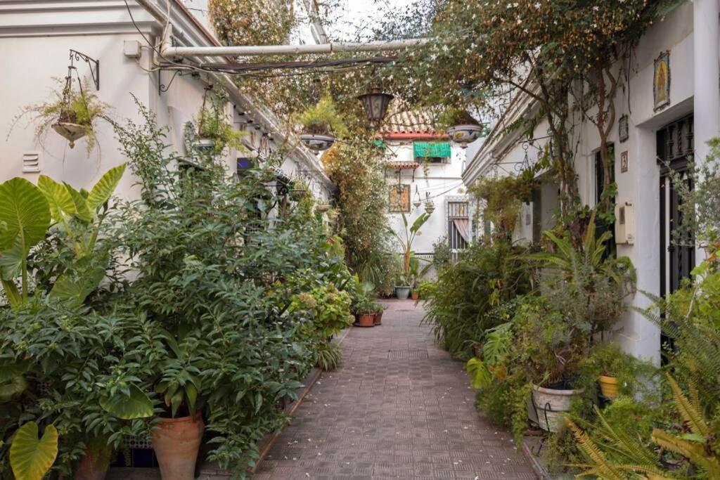 Castilla Triana Courtyard By Valcambre Seville Exterior photo